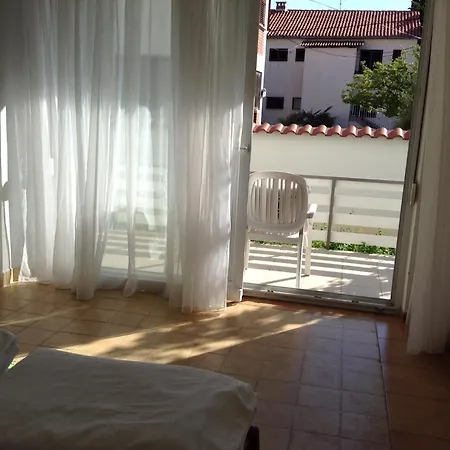 Lili Flora Апартаменти *