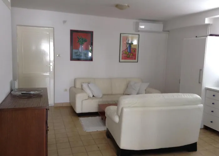 Apartamento Lili Flora *